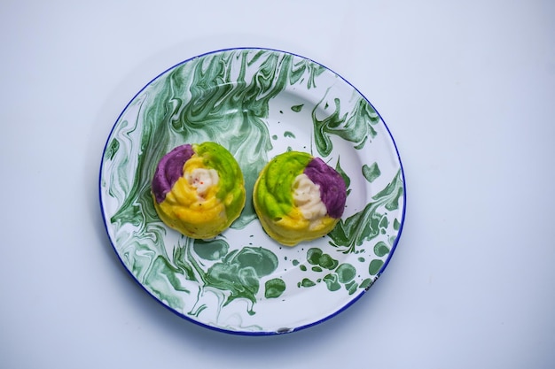 Kolorowe danie na stole